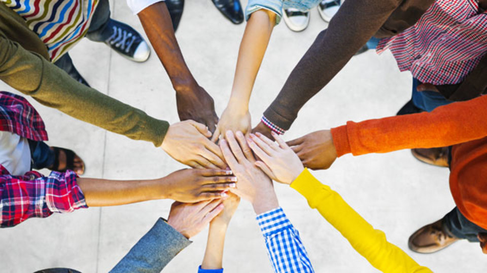 チームで活躍したい方必見 長期インターンではなぜ ハイキャリア向け長期 有給インターンのサイト 長期インターンならvoil ボイル